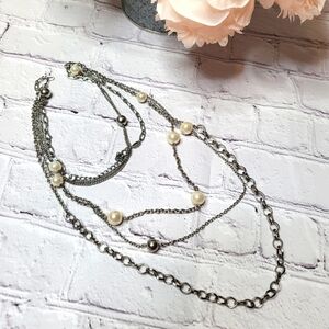 Premier  Designs Jewelry Necklace with Silver Chain and Pearl Accents